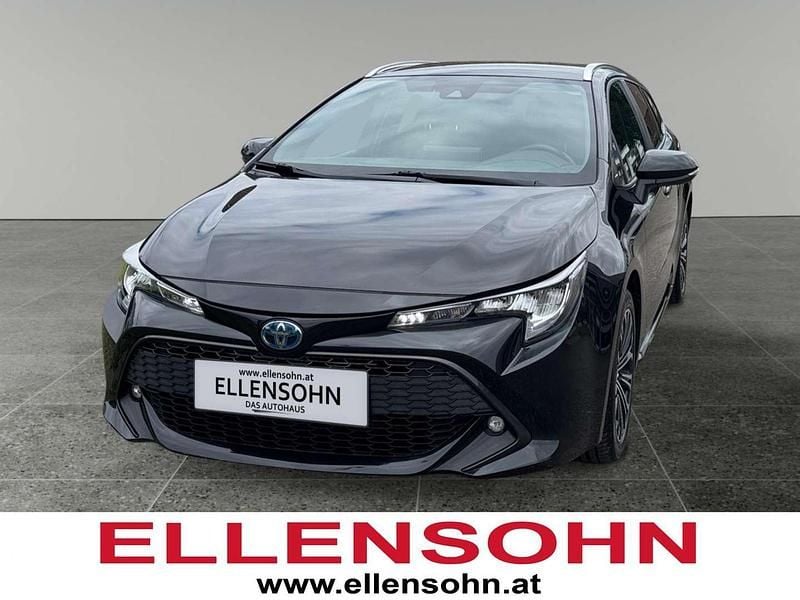 Schwarz Gebraucht 2022 Toyota Corolla Active Kombi | € 19.990 (Guter Preis) - Bild 1/4