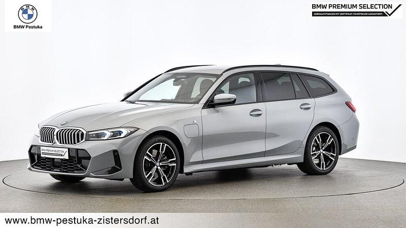 M brooklyn grau Gebraucht 2024 BMW 330e Shadowline | € 52.890 (Teuer) - Bild 1/1