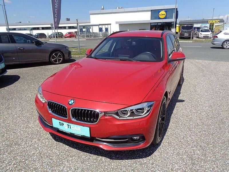 Gebraucht BMW 320 Sport Line 190 PS (139 kW) 2015 Rot Kombi