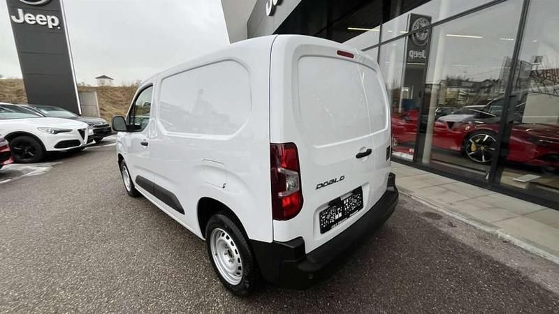 Neu Fiat Doblò Easy 102 PS (75 kW) 2026 Van / Kleinbus