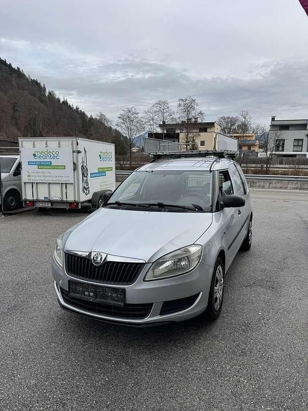 Gebraucht Skoda Roomster 75 PS (55 kW) 2013 Van / Kleinbus