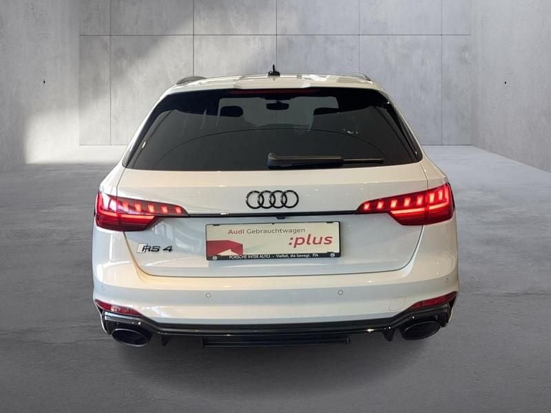 Gebraucht Audi RS4 Ambiente 450 PS (330 kW) 2024 Weiss  metallic Kombi