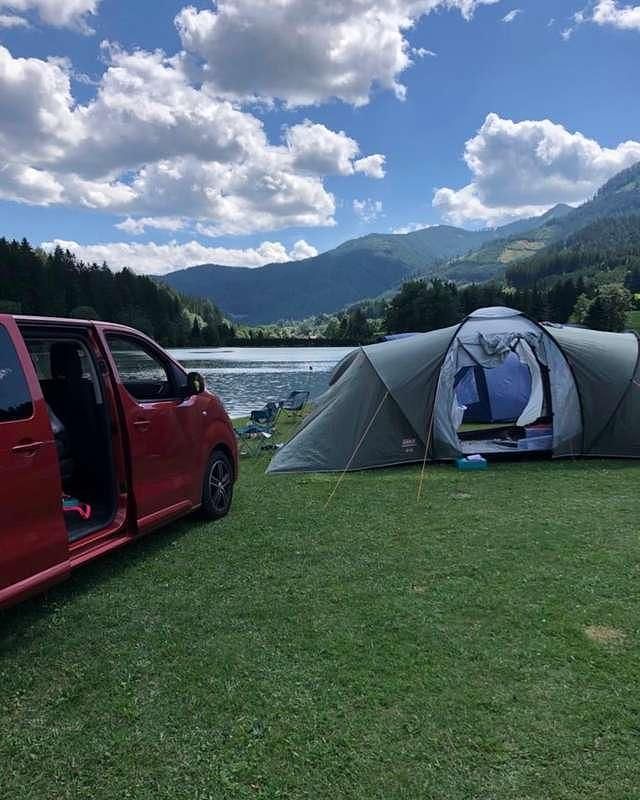 Gebraucht Peugeot Traveller Active 150 PS (110 kW) 2019 Orange Van / Kleinbus