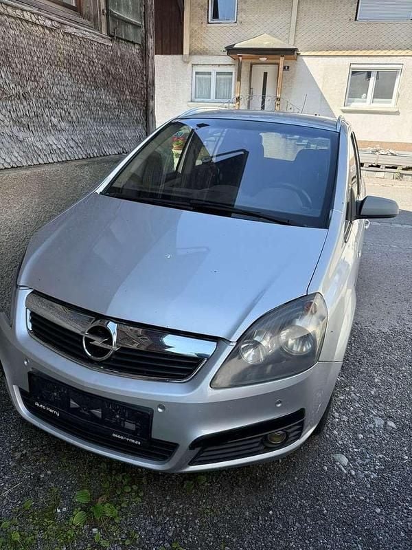 Gebraucht 2006 Opel Zafira Cosmo Van / Kleinbus | € 500 - Bild 1/4