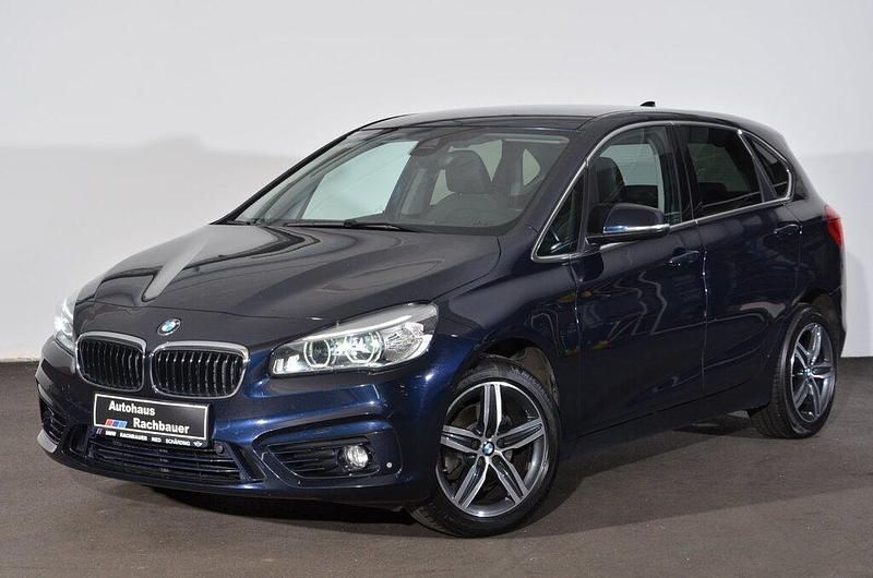Imperialblau brillanteffekt Gebraucht 2017 BMW 218 Active Tourer Efficient Dynamics Van / Kleinbus | € 17.400 (Fairer Preis) - Bild 1/1