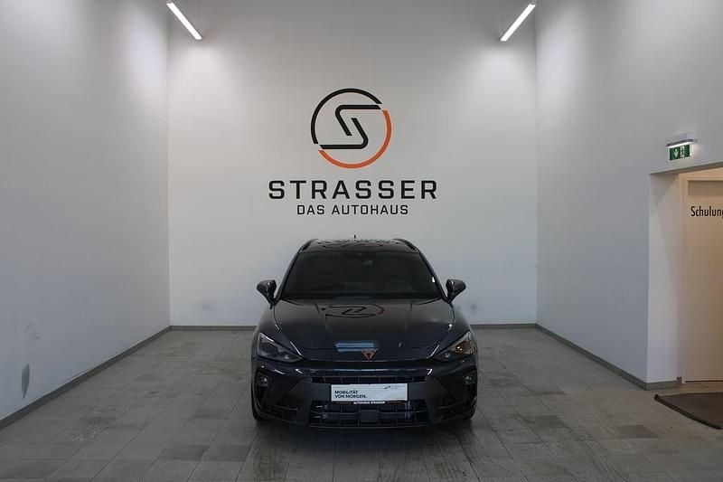 Neu Cupra Leon 204 PS (150 kW) 2026 Dunkelgrau  metallicperleffekt Kombi