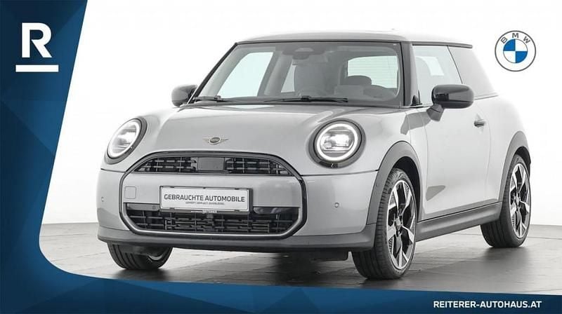 Silber Gebraucht 2024 Mini Cooper Kleinwagen | € 31.790 (Etwas zu teuer) - Bild 1/4
