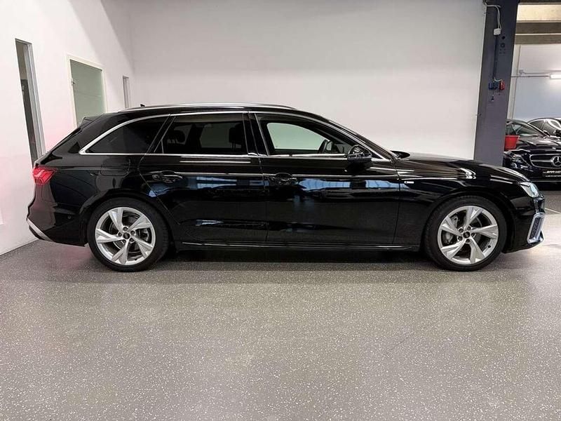 Gebraucht Audi A4 Comfort 204 PS (150 kW) 2023 Schwarz Kombi