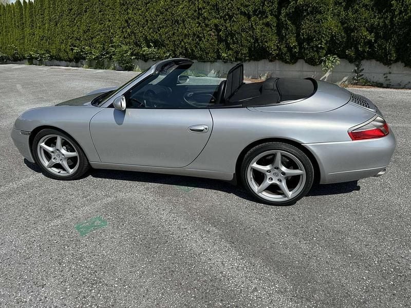 Gebraucht Porsche 911 Carrera Cabriolet 300 PS (220 kW) 2000 Silber Cabrio
