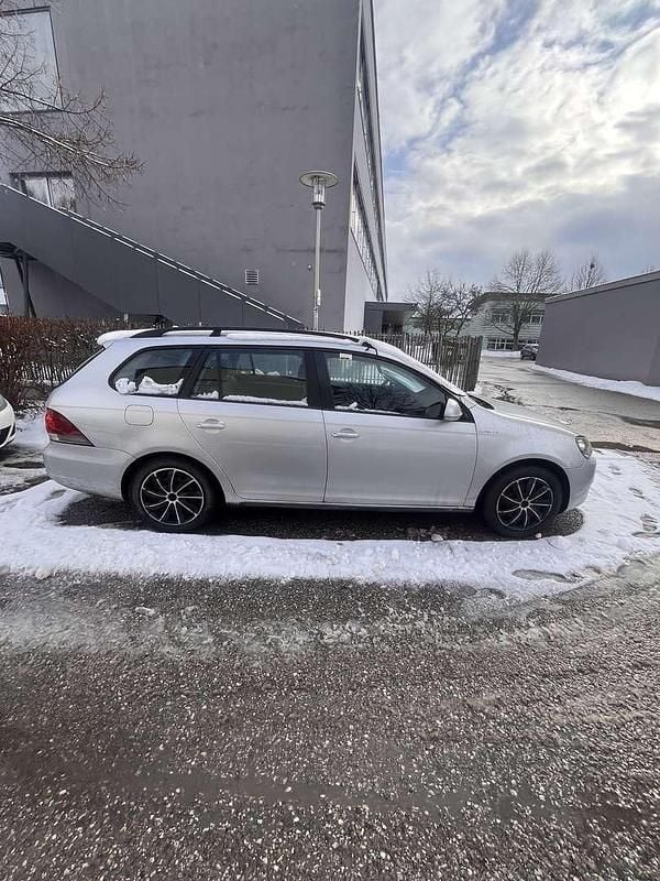 Gebraucht VW Golf VI 105 PS (77 kW) 2009 Kleinwagen