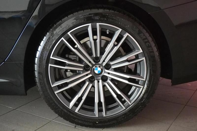 Gebraucht BMW 320 Efficient Dynamics 184 PS (135 kW) 2019 Schwarz Limousine