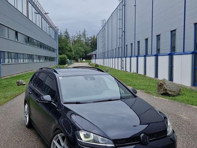 Gebraucht 2015 VW Golf VII GTD Kombi | € 14.000 (Etwas zu teuer) - Bild 1/4