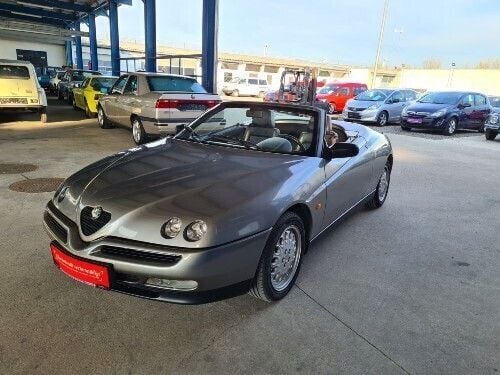 Braun Gebraucht 1995 Alfa Romeo Spider Cabrio | € 9.950 - Bild 1/4