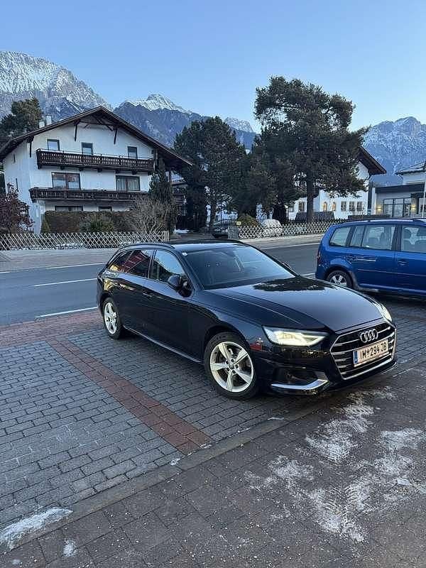 Gebraucht Audi A4 Advanced 163 PS (119 kW) 2020 Schwarz Kombi