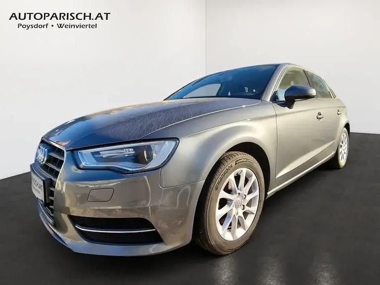 Gebraucht Audi A3 Attraction 110 PS (80 kW) 2015 Mittelbraun  metallic Limousine