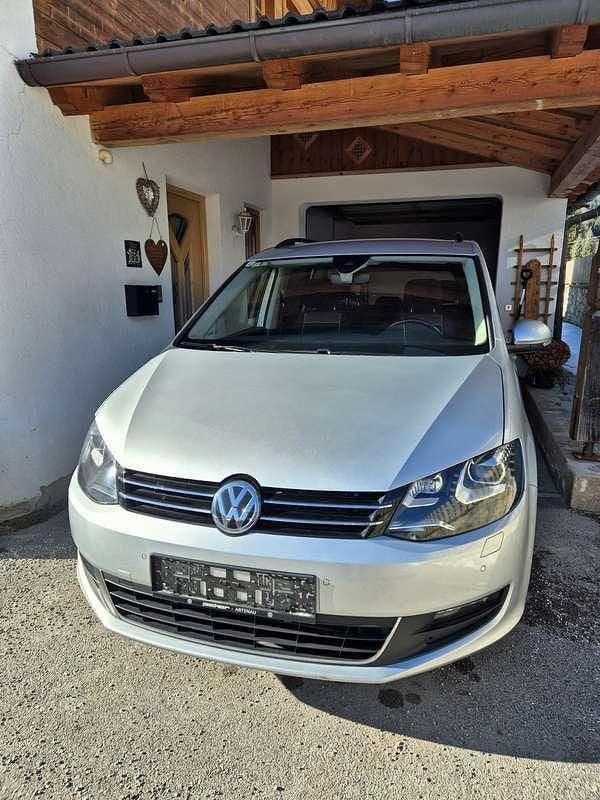 Gebraucht VW Sharan Comfortline 177 PS (130 kW) 2020 Silber Van / Kleinbus