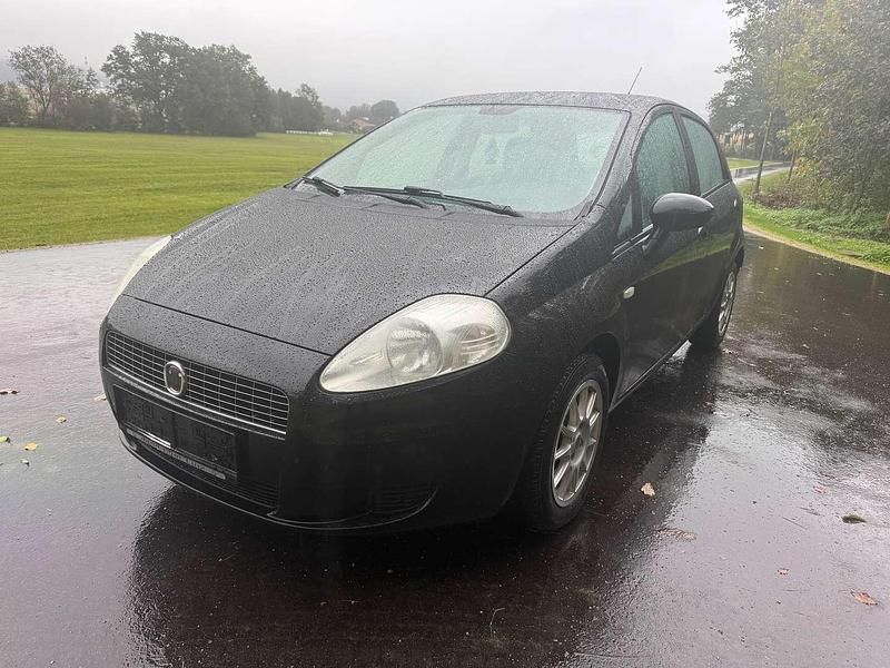 Schwarz Gebraucht 2008 Fiat Punto Kleinwagen | € 2.700 - Bild 1/4