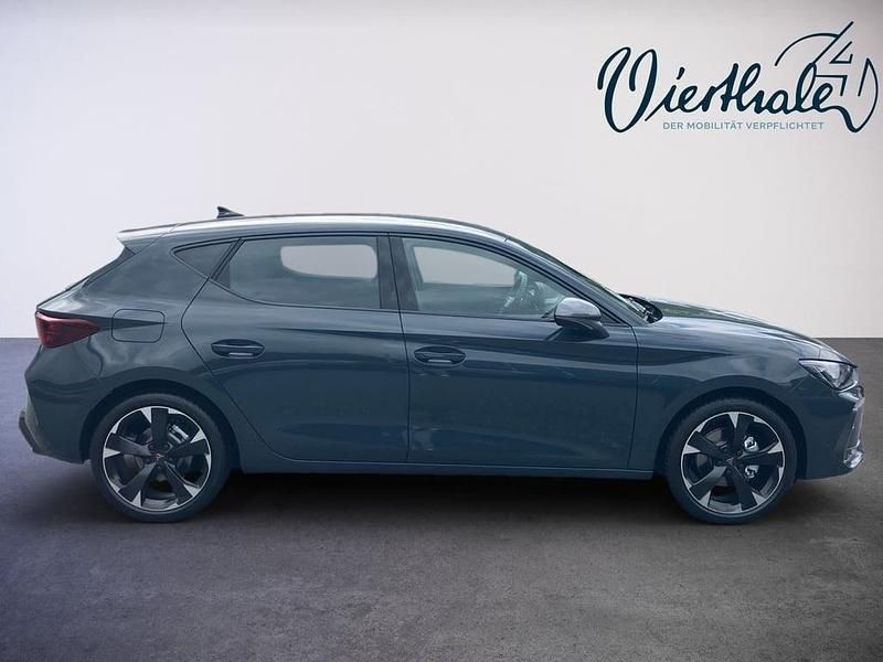 Gebraucht Cupra Leon 150 PS (110 kW) 2025 Dunkelblau  normal