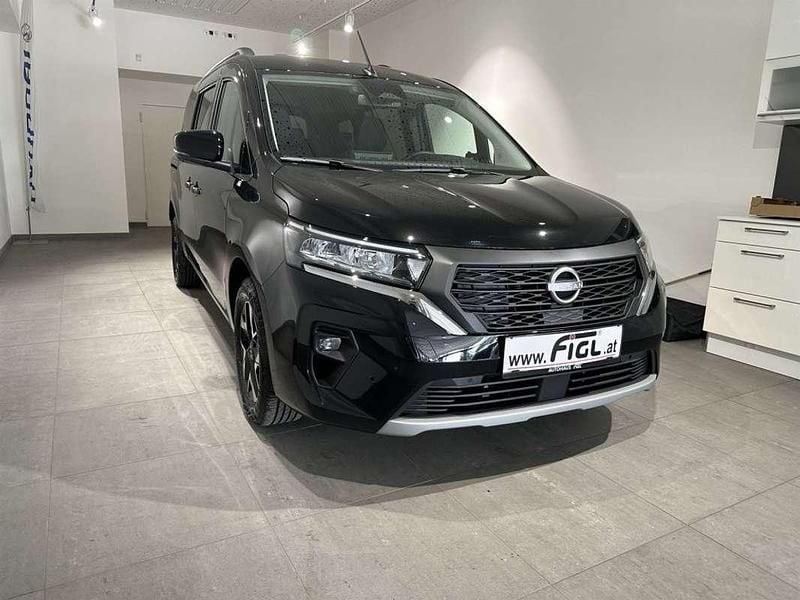 Neu Nissan Townstar Tekna 131 PS (96 kW) 2025 Schwarz Van