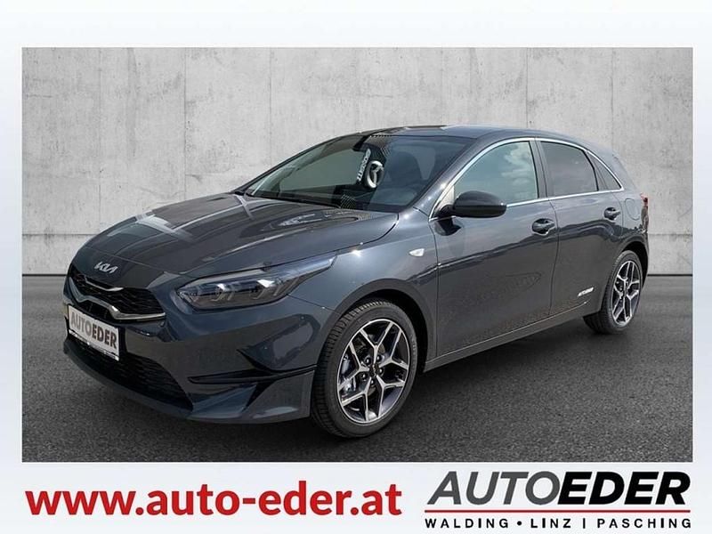 Gebraucht Kia Ceed Silver 101 PS (74 kW) 2025 Grau Kleinwagen