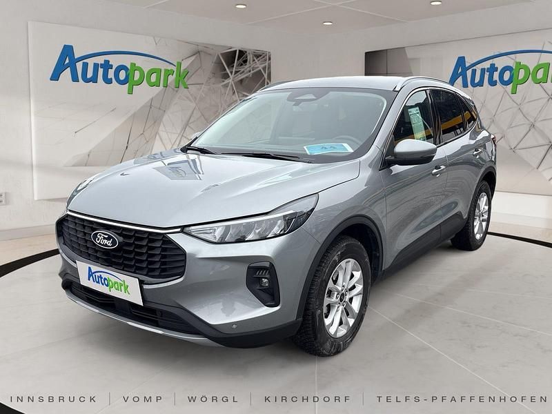 Gebraucht Ford Kuga Titanium 184 PS (135 kW) 2024 Silber SUV