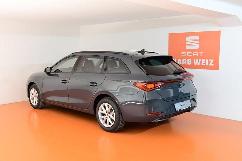 Neu Seat Leon Style 116 PS (85 kW) 2026 Schwarz  metallic Kombi