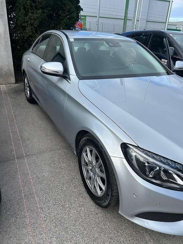 Gebraucht Mercedes C180 Avantgarde 156 PS (114 kW) 2016 Limousine