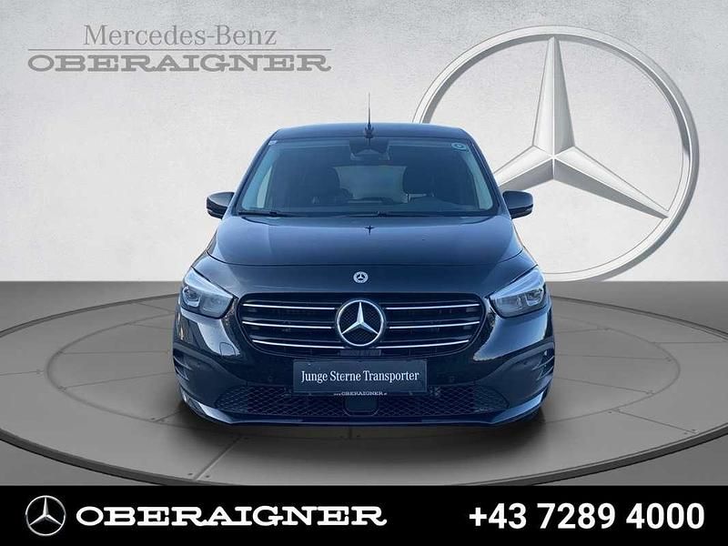 Gebraucht Mercedes T180 Style 116 PS (85 kW) 2022 Schwarz Van / Kleinbus