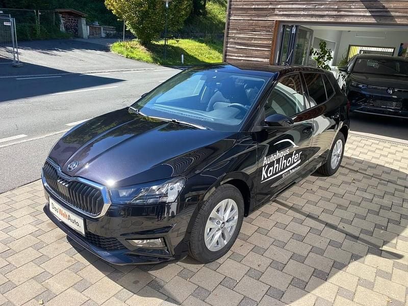 Neu Skoda Fabia Selection 80 PS (58 kW) 2025 Schwarz  metallicperleffektno Kleinwagen