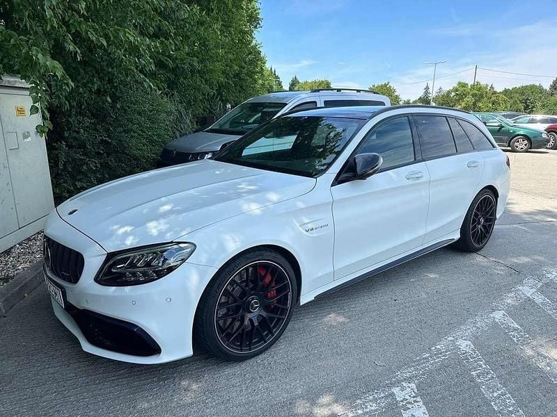 Weiß Gebraucht 2019 Mercedes C63 AMG AMG Kombi | € 60.900 (Fairer Preis) - Bild 1/4
