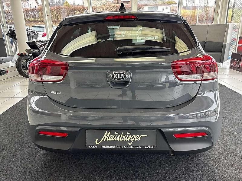Gebraucht Kia Rio Gold 101 PS (74 kW) 2020 Grau Kleinwagen