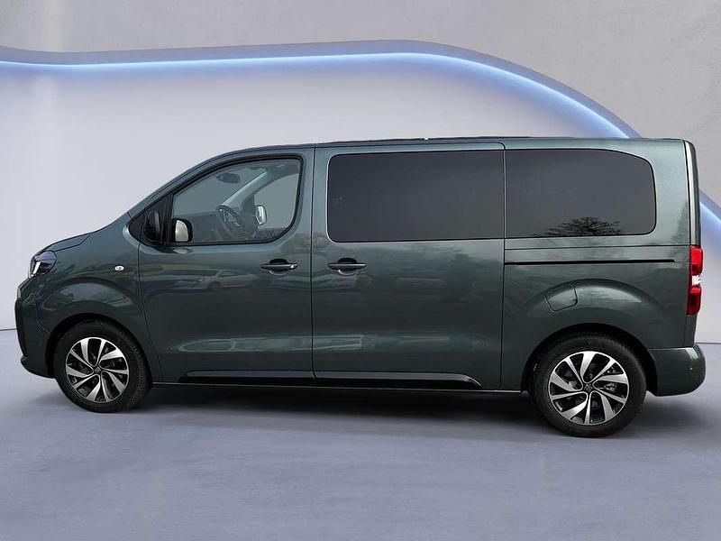 Gebraucht Fiat Ulysse 131 kW (179 PS) 2025 Grün Van / Kleinbus