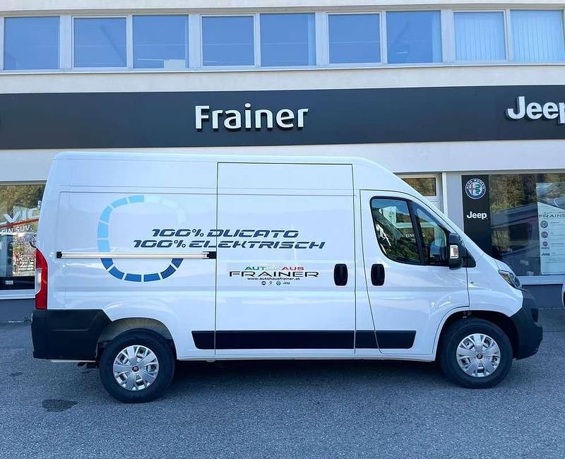 Weiß Gebraucht 2021 Fiat E-Ducato Van | € 49.900 - Bild 1/4