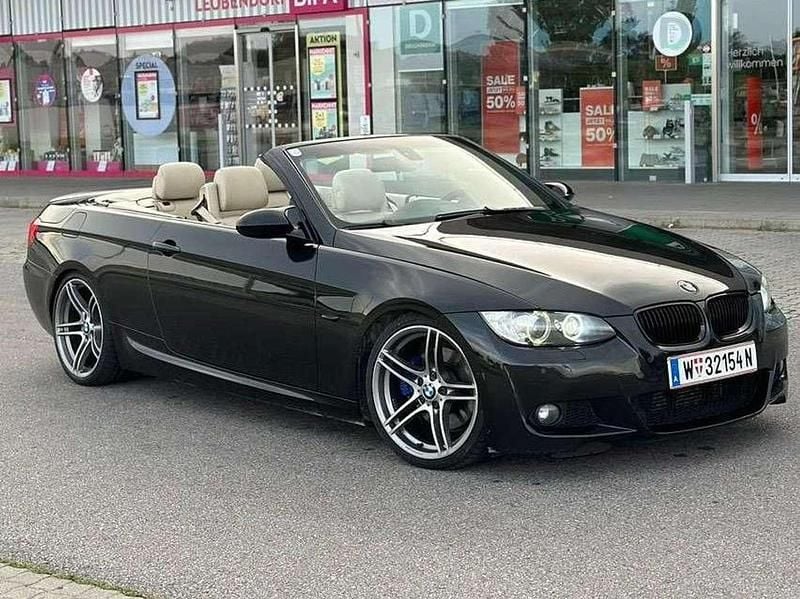 Gebraucht BMW 325 Cabriolet 197 PS (144 kW) 2009 Schwarz Cabrio
