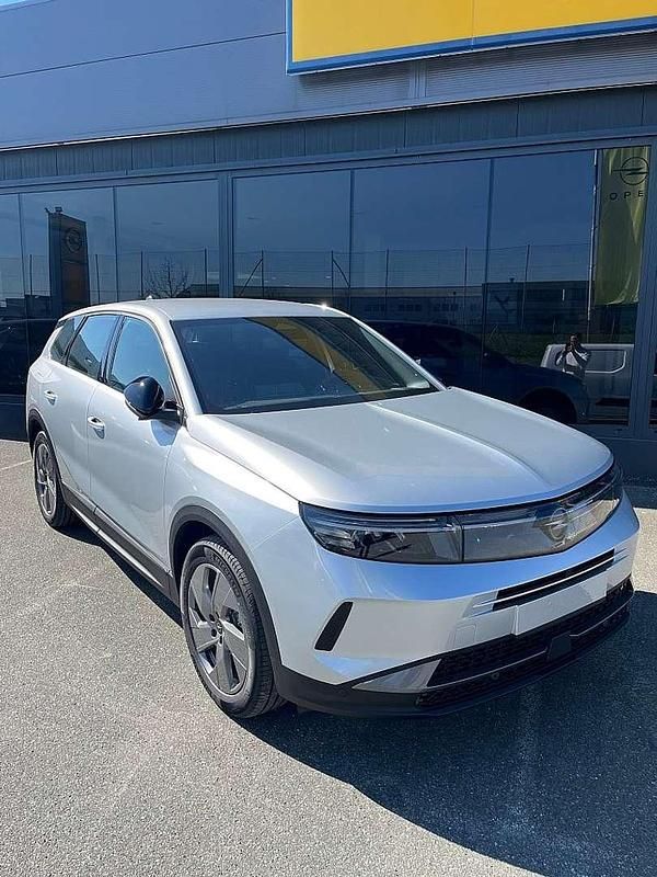 Grau Gebraucht 2025 Opel Grandland X Edition SUV | € 36.990 - Bild 1/4