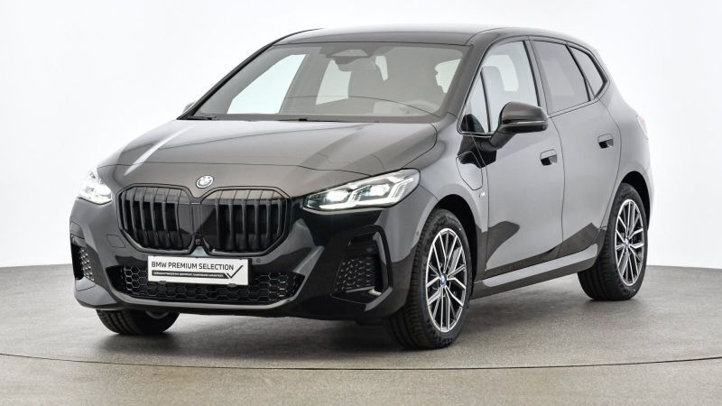 Schwarz Gebraucht 2024 BMW 225 M Sport Van / Kleinbus | € 45.550 (Etwas zu teuer) - Bild 1/4