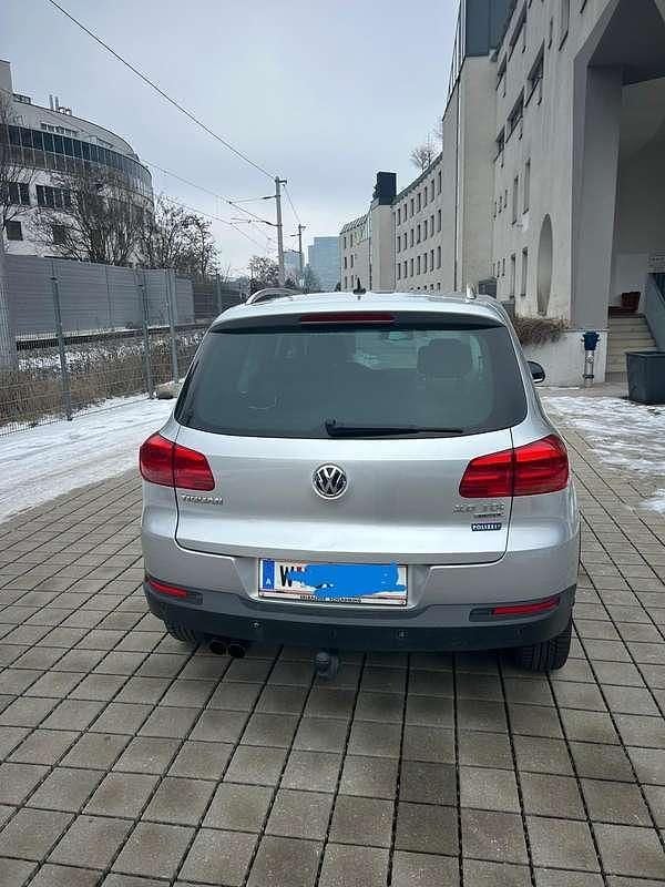 Gebraucht VW Tiguan Sport 140 PS (102 kW) 2012 Grau SUV