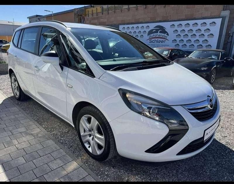 Gebraucht Opel Zafira Tourer Edition 110 PS (80 kW) 2012 Van / Kleinbus