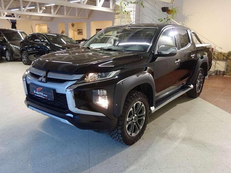 Gebraucht Mitsubishi L200 150 PS (110 kW) 2019 Schwarz Abholung