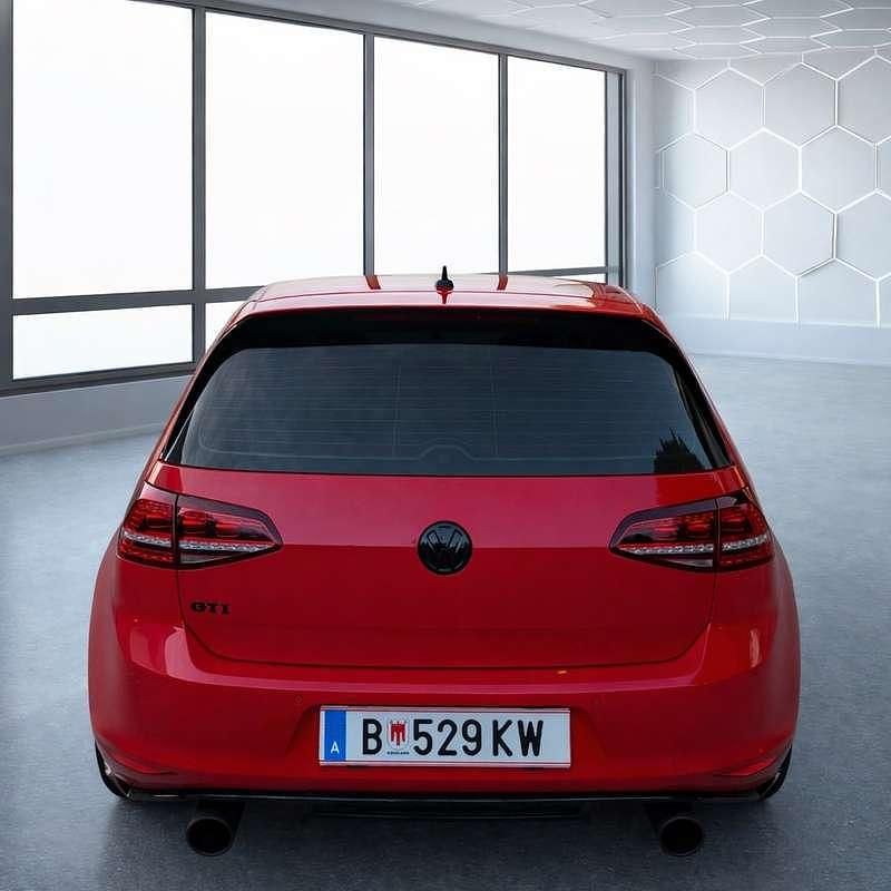 Gebraucht VW Golf VII GTI 230 PS (169 kW) 2014 Limousine