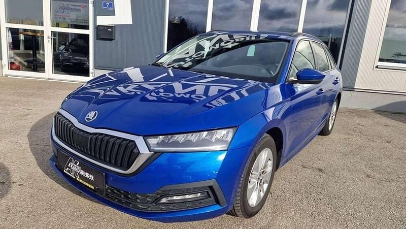 Blau Gebraucht 2021 Skoda Octavia Ambition Kombi | € 13.999 (Guter Preis) - Bild 1/4