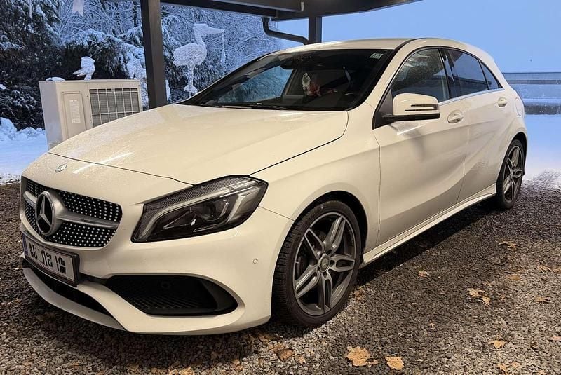 Gebraucht Mercedes A180 122 PS (89 kW) 2017 Weiß Limousine