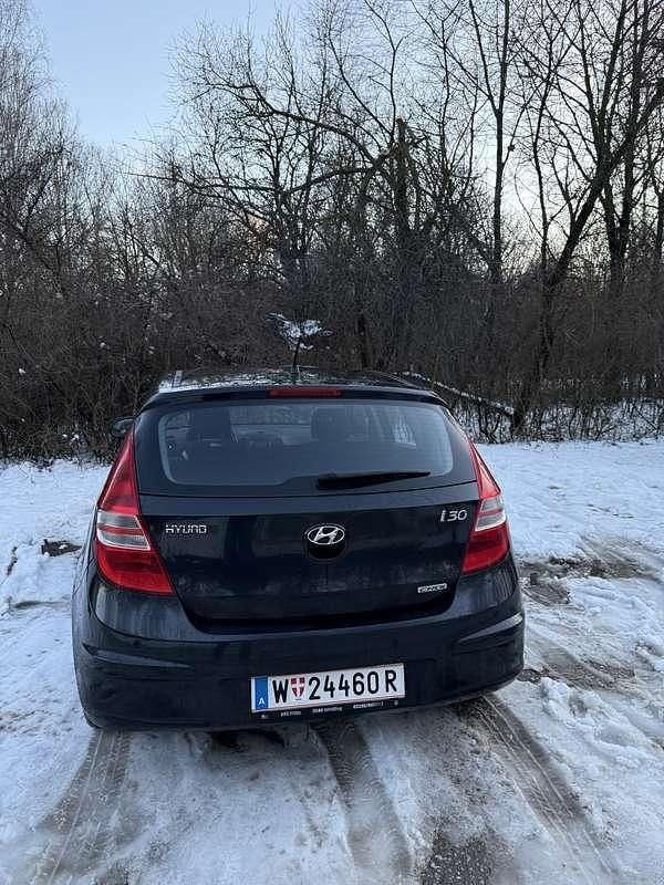 Gebraucht Hyundai i30 90 PS (66 kW) 2009 Limousine