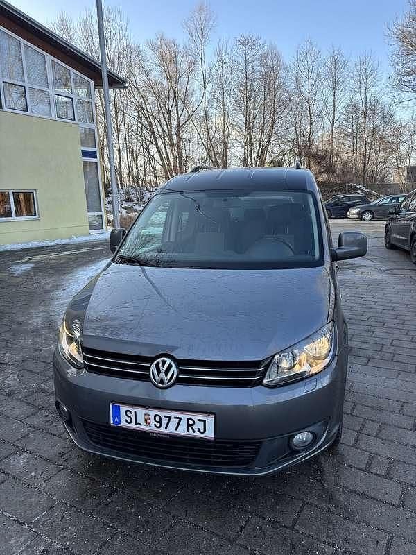 Gebraucht VW Caddy Family 140 PS (102 kW) 2014 Van / Kleinbus