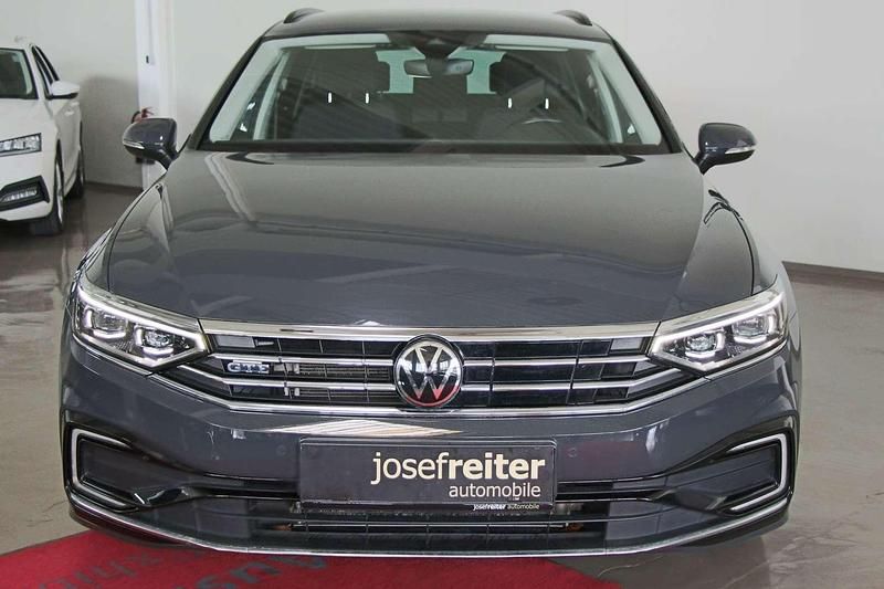 Gebraucht VW Passat GTE 156 PS (114 kW) 2021 Grau Kombi