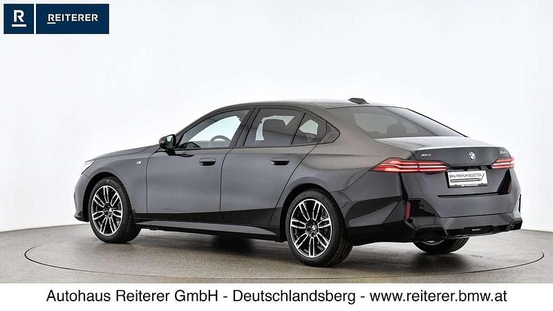 Gebraucht BMW 520 Efficient Dynamics 197 PS (144 kW) 2025 Grau Limousine