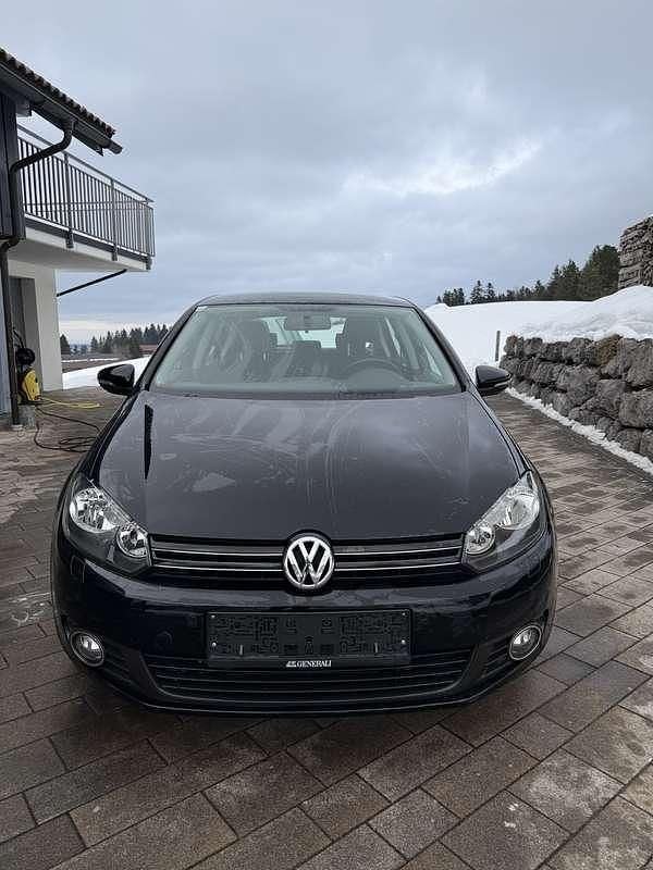 Gebraucht VW Golf VII 90 PS (66 kW) 2012 Limousine