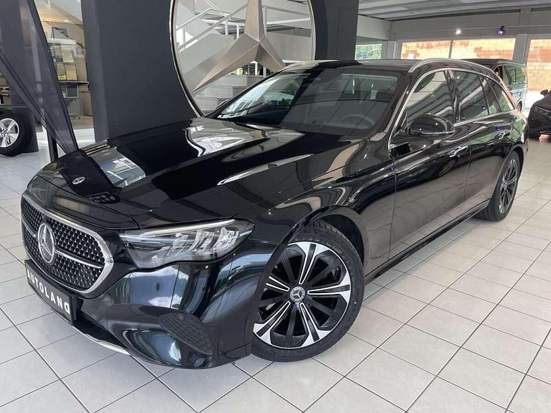 Gebraucht Mercedes E220 Advanced 220 PS (161 kW) 2024 Schwarz Kombi