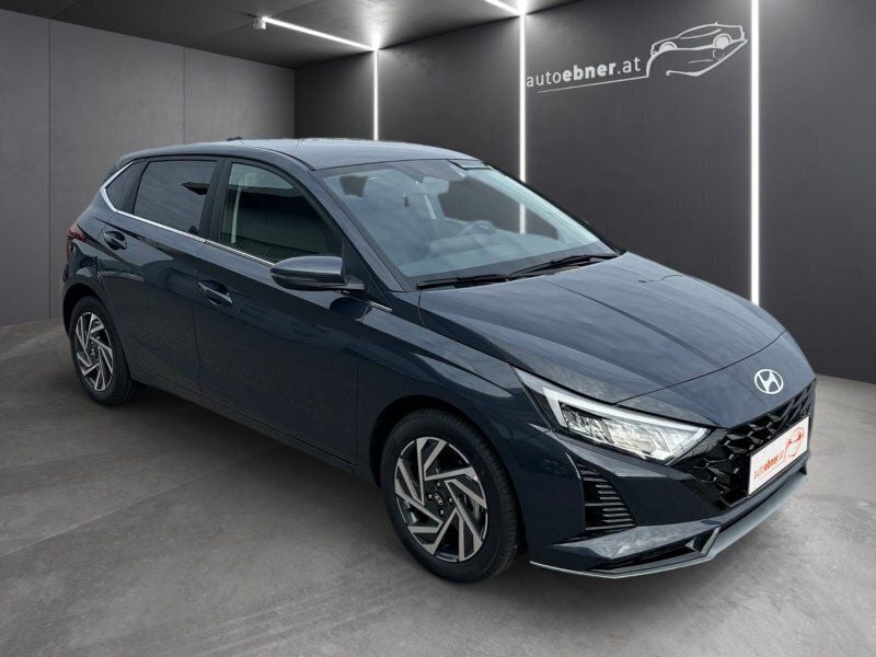 Gebraucht Hyundai i20 GO! 101 PS (74 kW) 2024 Aurora grey Kleinwagen