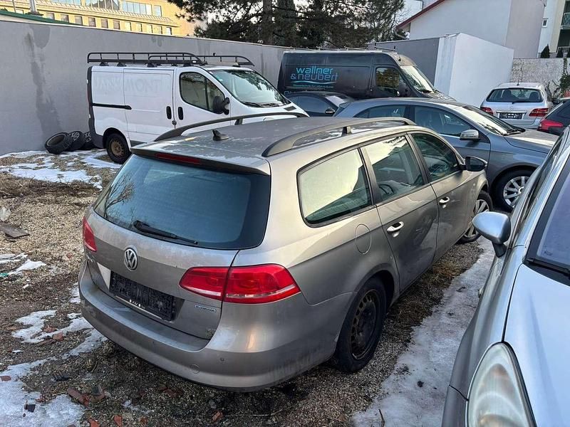 Gebraucht VW Passat Trendline 105 PS (77 kW) 2012 Beige Kombi